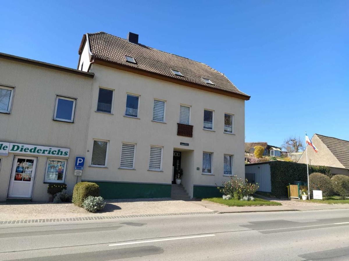 Ferienwohnung Familienwohnung Kropelin Exterior photo